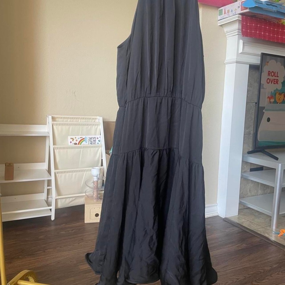 Black milky cocktail dress